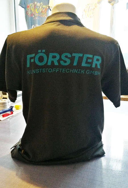 Arbeitsbekleidung für Förster Kunststofftechnik GmbH bedruckt